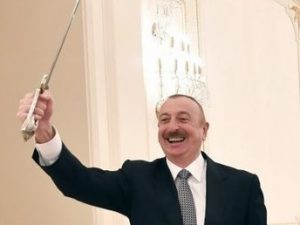 ICESCO-nun Baş direktorundan İlham Əliyevə Qələbə hədiyyəsi – FOTO