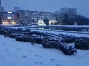Bakıya qar yağdı – VİDEO