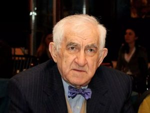 Prezident İlham Əliyev bu şəxslərin təltif edilməsi ilə bağlı sərəncam verdi. FOTO