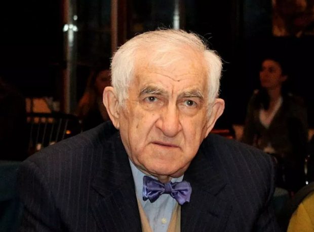 Prezident İlham Əliyev bu şəxslərin təltif edilməsi ilə bağlı sərəncam verdi. FOTO