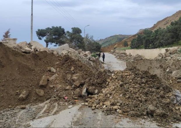 Badamdarda baş verən növbəti sürüşmə dağıntılara səbəb oldu.