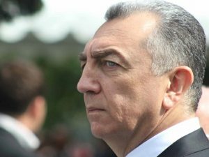 Bakı şəhər İcra Hakimiyyətinin başçısı Eldar Əzizov sürüşmə baş verən əraziyə gəldi.