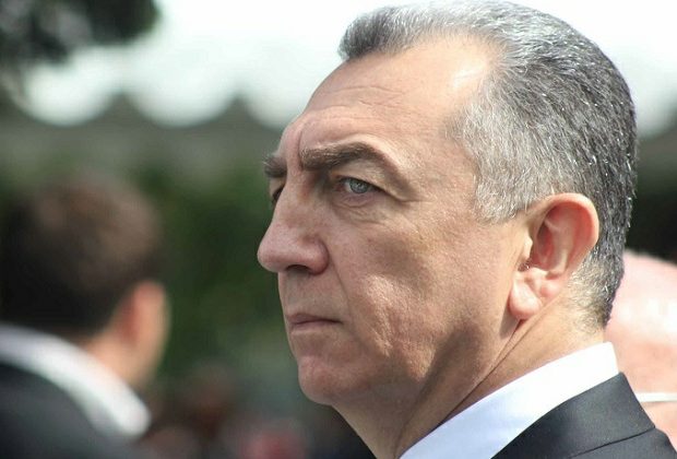 Bakı şəhər İcra Hakimiyyətinin başçısı Eldar Əzizov sürüşmə baş verən əraziyə gəldi.