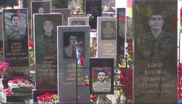 18 şəhidin məzarı Şəhidlər Xiyabanına köçürüldü