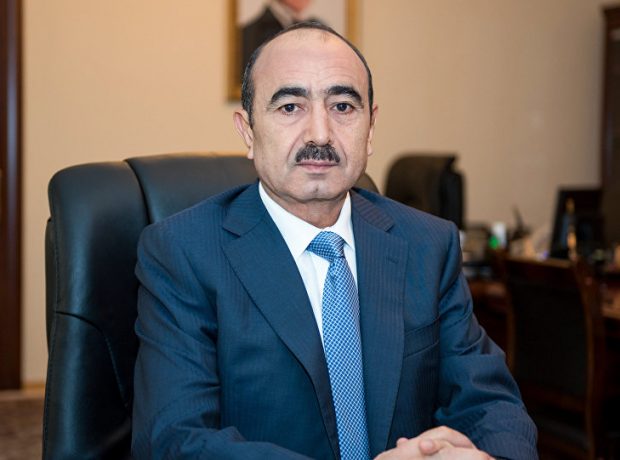 Əli Həsənov yayılan həbs xəbərinə-Açıqlama verdi.