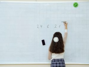 Autizimli uşaqların məktəb problemi