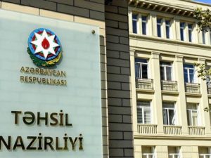 Baş nazir Əli Əsədov təhsil müəssisələri ilə bağlı qərar imzaladı.