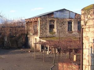 Azad edilmiş yerlərə qayıtmayanlar köçkünlük statusunu itirəcəklər