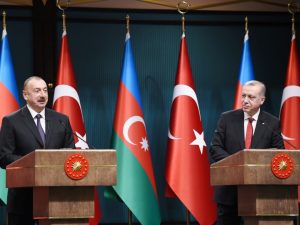 İlham Əliyev sazişi təsdiqlədi: Türkiyəyə tək şəxsiyyət vəsiqəsi ilə getmək olacaq