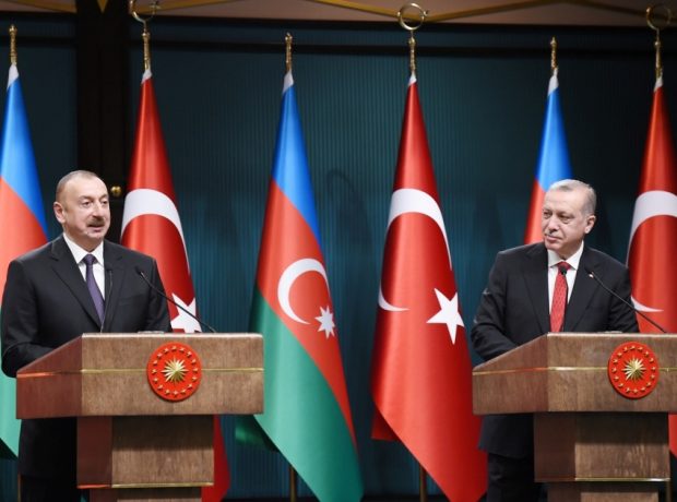 İlham Əliyev sazişi təsdiqlədi: Türkiyəyə tək şəxsiyyət vəsiqəsi ilə getmək olacaq