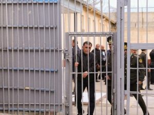 Əfv Komissiyası 350 müraciətə baxıb