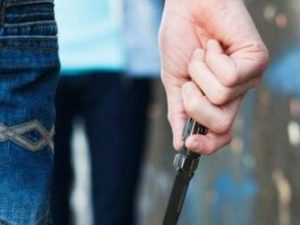 Bakıda tanınmış bloqerin restoranında dava düşüb, bıçaqlanan var