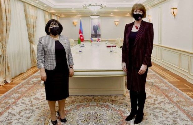 Britaniyalı nazir Sahibə Qafarova ilə GÖRÜŞDÜ