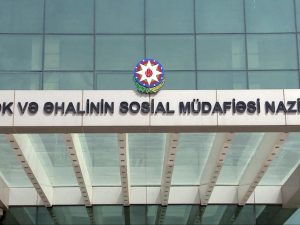Əmək Münasibətlərinin Tənzimlənməsi və Koordinasiyası Komissiyası növbəti iclasını keçirib