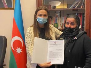 Qənirə Paşayeva Lerik sakini Sevinc Babayeva ilə görüşüb FOTO