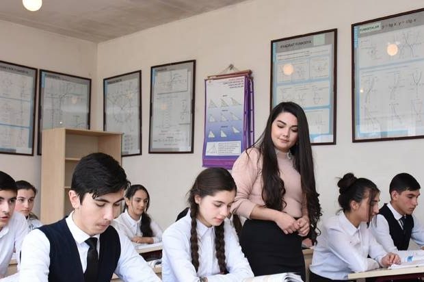 Bakı, Sumqayıt və Abşeronda yuxarı sinif şagirdləri də məktəbə gedəcək