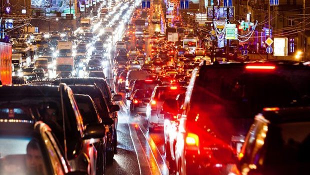 Bakıda bəzi ərazilərdə tıxac yaranıb: Avtobuslar gecikir – SİYAHI