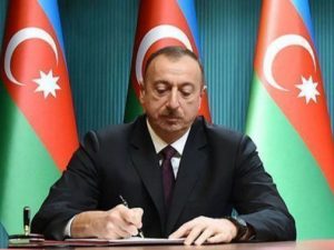 Prezident Sərəncam İmzaladı