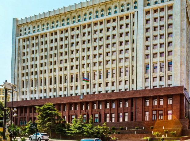 Əfv Komissiyasının növbəti iclası baş tutub
