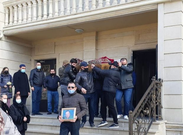 Xalq artisti Yalçın Rzazadə ilə vida mərasimi keçirilib