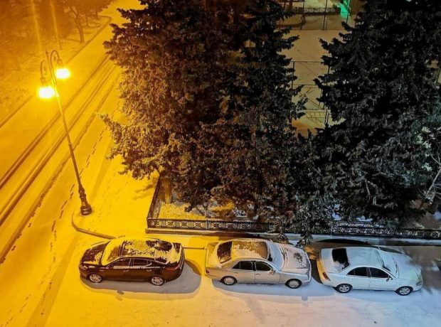 Bakıya qar yağır FOTO/VİDEO