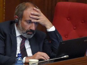 Ermənistan Baş Qərargahı Paşinyanın istefasını tələb edir