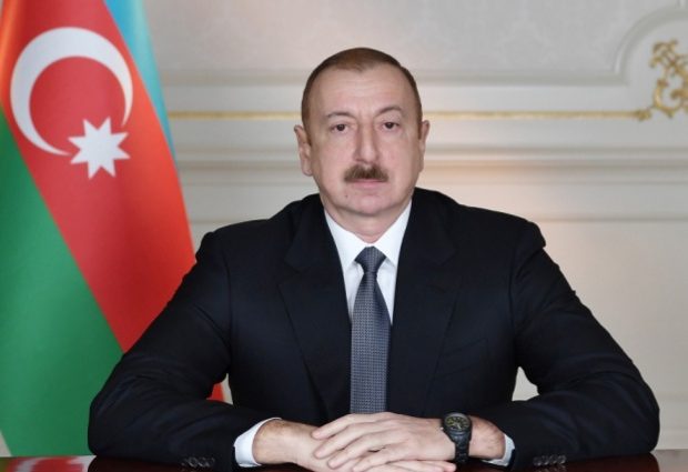 Prezidentin mətbuat konfransı başladı- Canlı