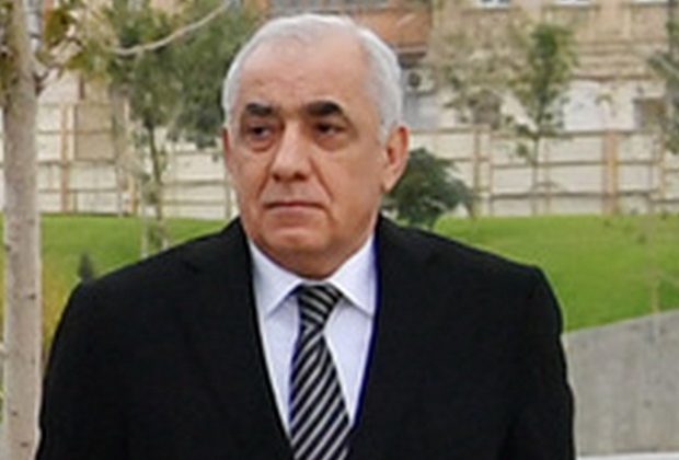 Baş nazir Əli Əsədovdan təhsil haqları ilə bağlı mühüm qərar