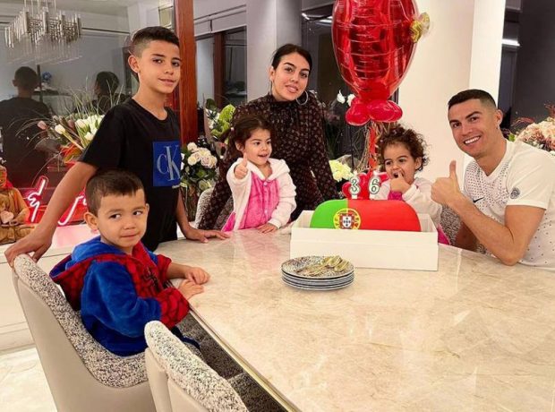 “Sizə daha 20 il söz verə bilmərəm, amma…” – Ronaldo