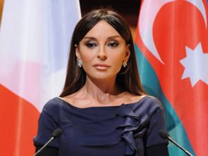 Mehriban Əliyeva Parisdə medallar qazanan Azərbaycan və Türkiyə idmançılarını təbrik etdi – FOTO