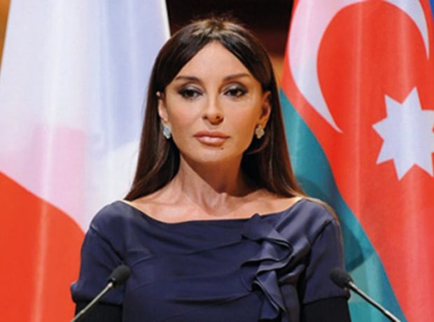 Mehriban Əliyeva Parisdə medallar qazanan Azərbaycan və Türkiyə idmançılarını təbrik etdi – FOTO