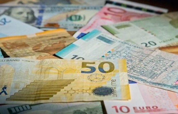 Rəsmi məzənnələr açıqlandı