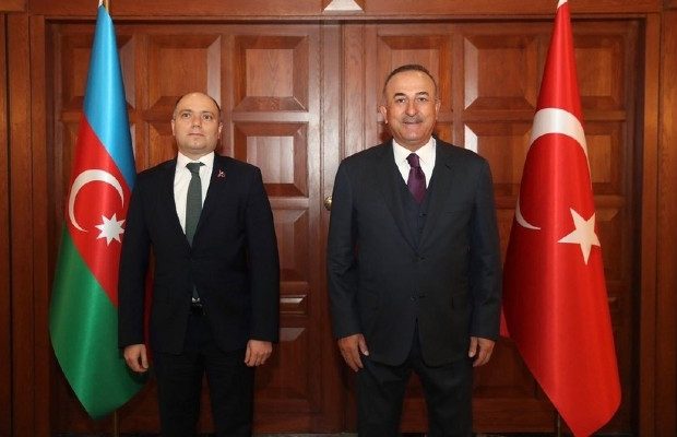 Nazir Anar Kərimov Türkiyə səfəri çərçivəsində Mövlüd Çavuşoğlu ilə görüşdü