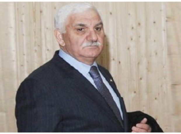 Prezident Bəylər Eyyubovu təltif etdi