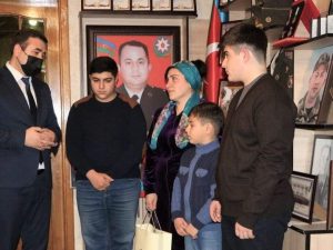 Şəhid anaları ziyarət edilib – FOTOLAR