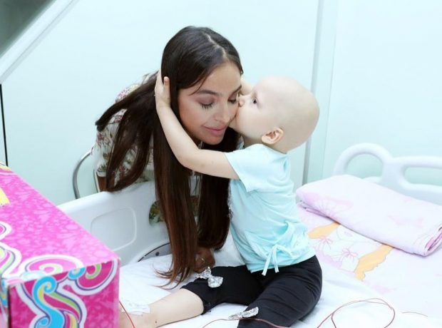 Heydər Əliyev Fondunun vitse-prezidenti Leyla Əliyevanın uşaqlara olan diqqəti – FOTOLAR