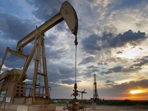 Dünya bazarında neft bahalaşıb