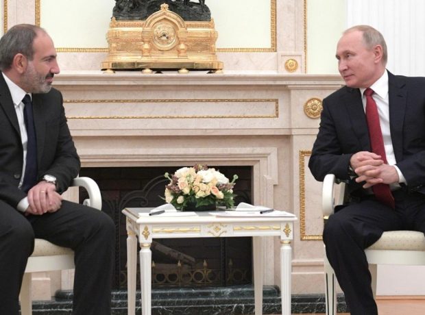 image-pasinyas-ve-putin-aa-1527825