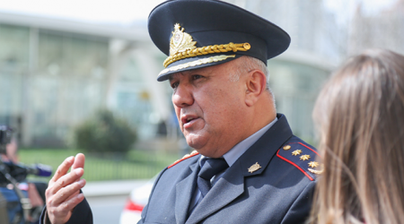 image-1534871107-0-vaqif-450x250