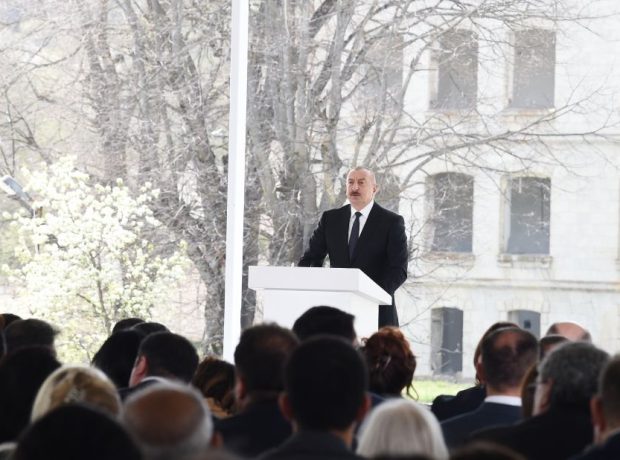 image-prezident_v_qurultay_220422_8