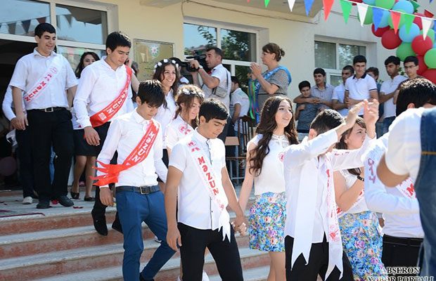 image-azedu-az_1496744670-3772_292