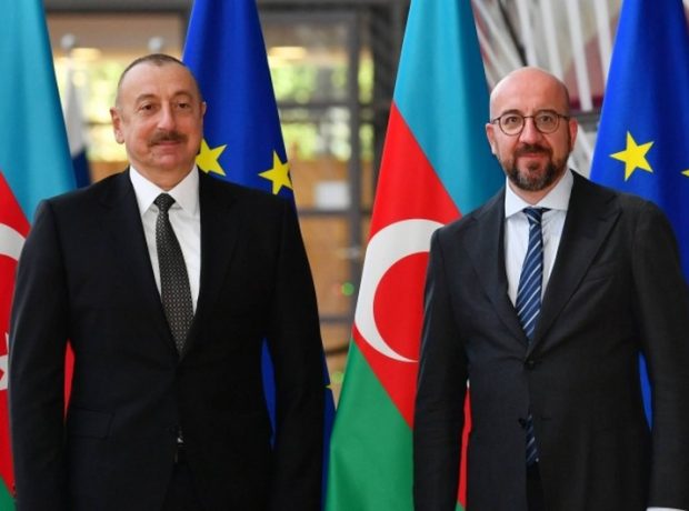 image-a2ae9497-2658-3e19-a854-a6b218c9bbe2_850