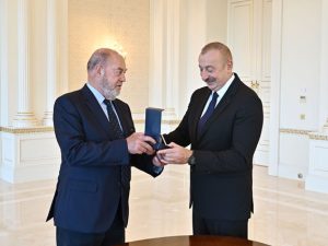 image-16622126693740240761