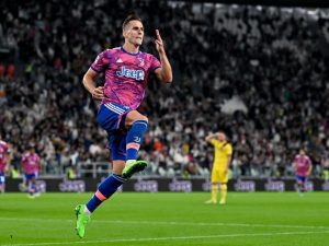 image-599821ec-7ab0-349b-a58d-968d12bbd476_850