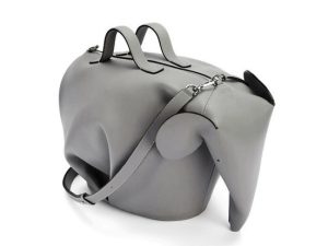 image-https___hypebeast-com_image_2022_12_loewe-elephant-bag-jonathan-anderson-release-info-01