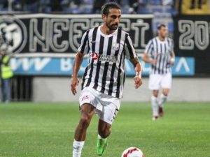 image-16afb7dd-2c77-3b75-b791-0544f8287ce0_850