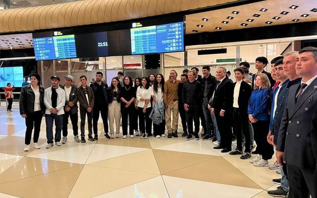 image-0647f6ed-97a7-32f2-9f2b-768af361d238_850-1