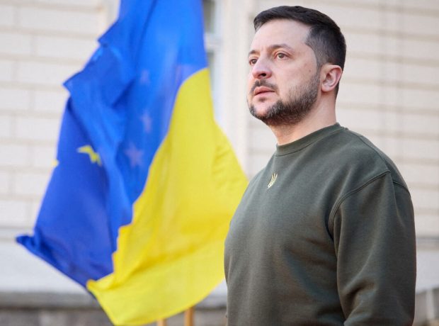 image-2023-03-12t223115z_2104387640_rc2xmz9mimpu_rtrmadp_3_ukraine-crisis-zelenskiy-soldier-pic_32ratio_1200x800-1200x800-38261