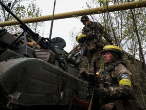 image-2023-04-24t131001z_821542694_rc2mj0ah7tvs_rtrmadp_3_ukraine-crisis-east-pic_32ratio_1200x800-1200x800-73778