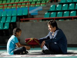 image-upload-mv5bmtm2mjaxnji2mf5bml5banbnxkftztcwnzg2mjq1mw__-_v1_sy1000_cr0_0_1503_1000_al_-pic905-895x505-51375